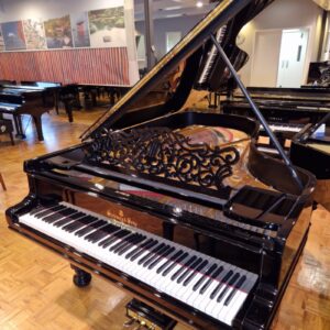 steinway b 1905 vleugel in showroom