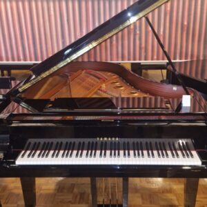 Yamaha CF6 vleugel